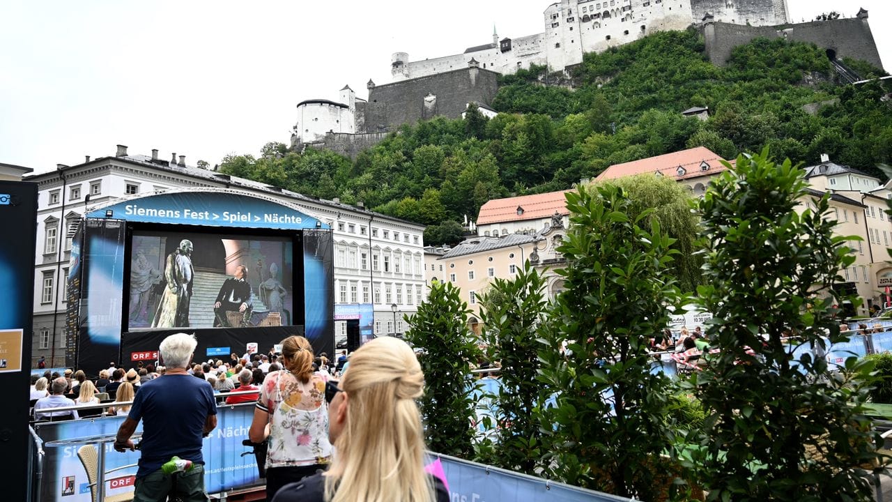 Die Salzburger Festspiele fanden unter großen Hygiene-Auflagen statt. Die Salzburger Festspiele fanden unter großen Hygiene-Auflagen statt.