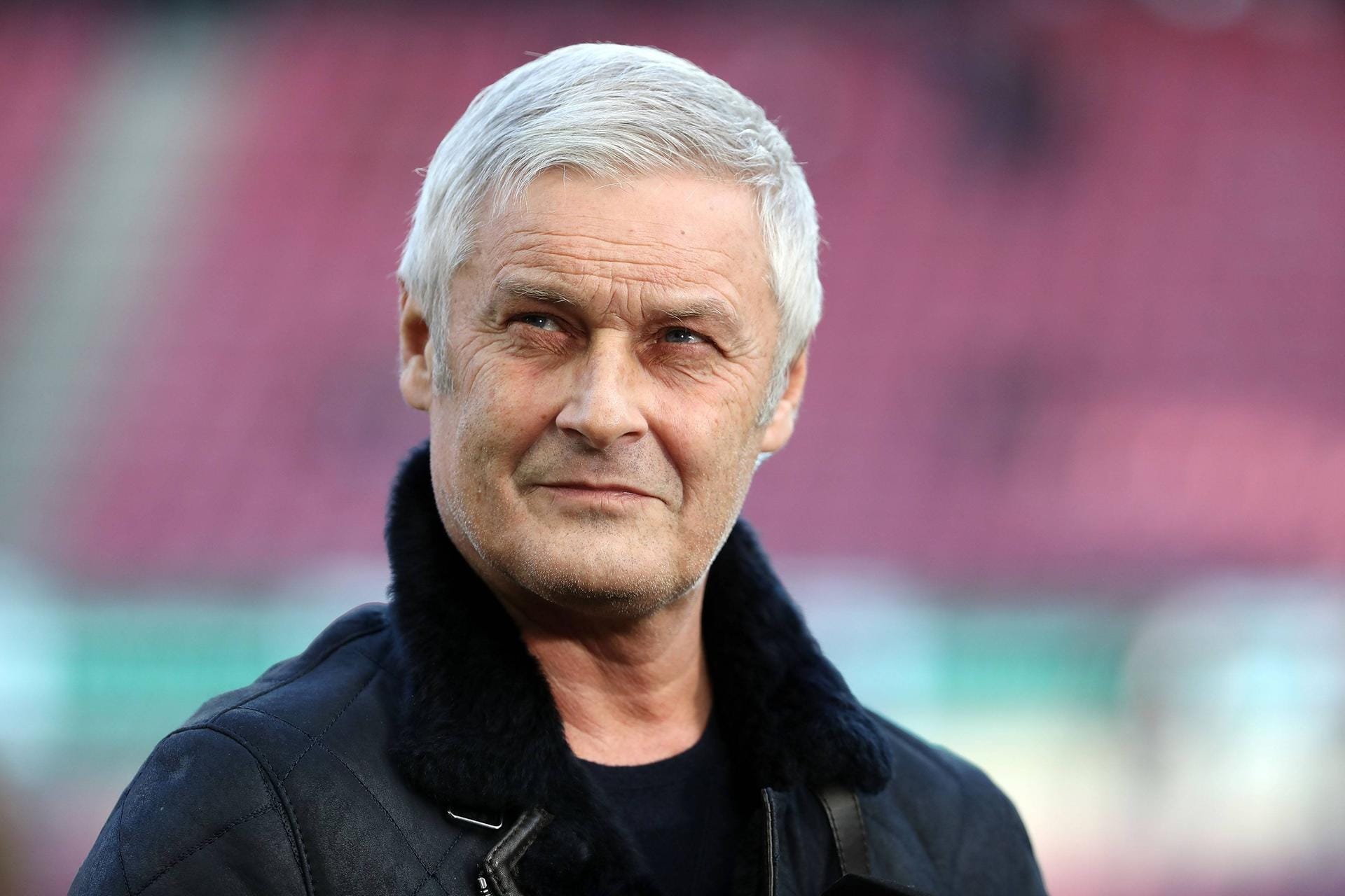 Armin Veh (1985-1987): Den deutschen Mittelfeldspezialisten traf ein tragisches Schicksal: Mit nur 22 Jahren war er wegen eines Schienbeinbruchs gezwungen, vorzeitig seine Karriere zu beenden. Seither begann er eine Trainerkarriere und schaffte sogar den Meisterschaftstitel mit dem VfB Stuttgart. Heute ist er Geschäftsführer beim 1. FC Köln.
