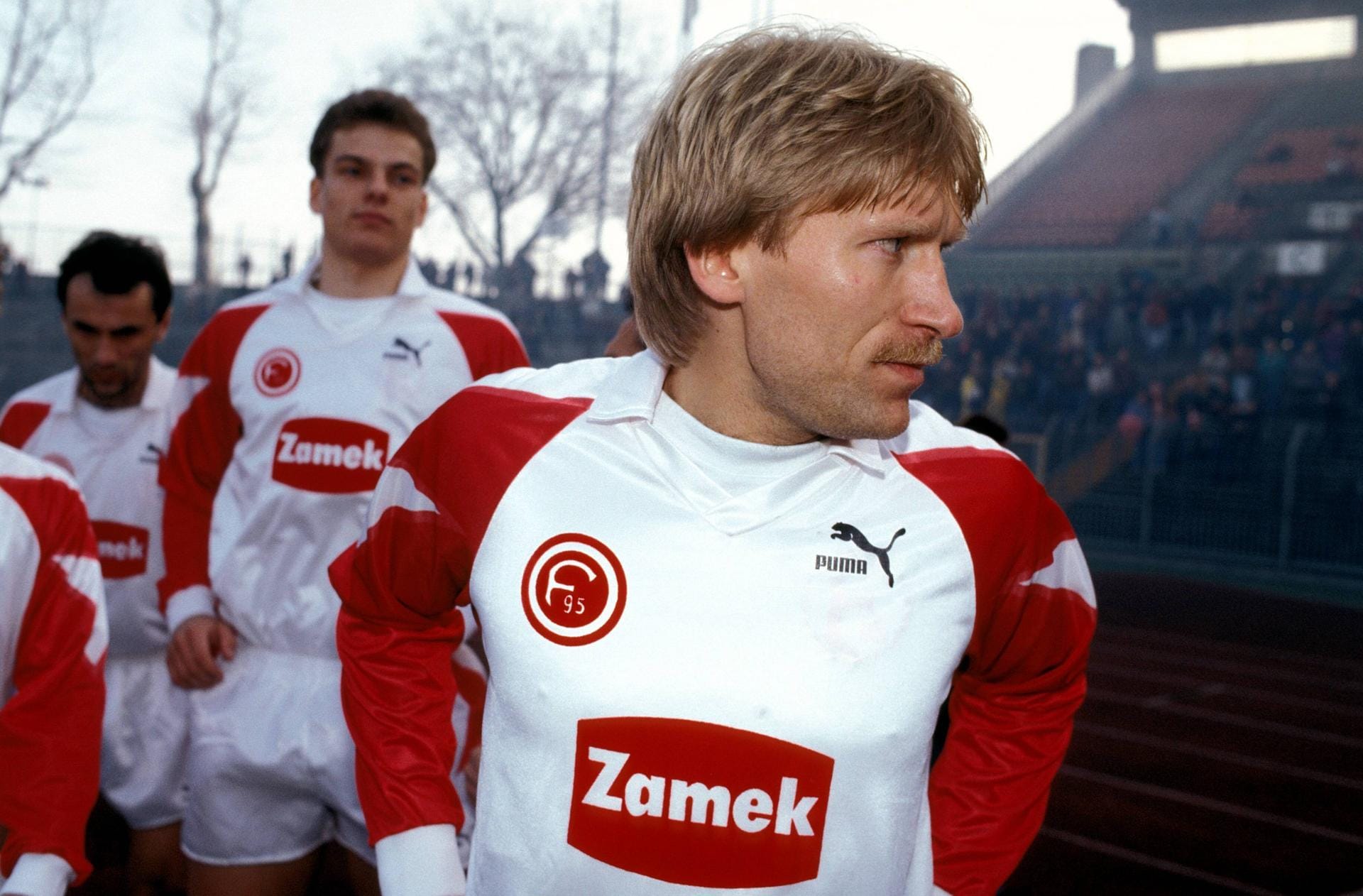 Fortuna Düsseldorf: In der Saison 1991/1992 konnte Düsseldorf in 19 Spielen in Folge nicht gewinnen und stieg als Tabellenschlusslicht ab.