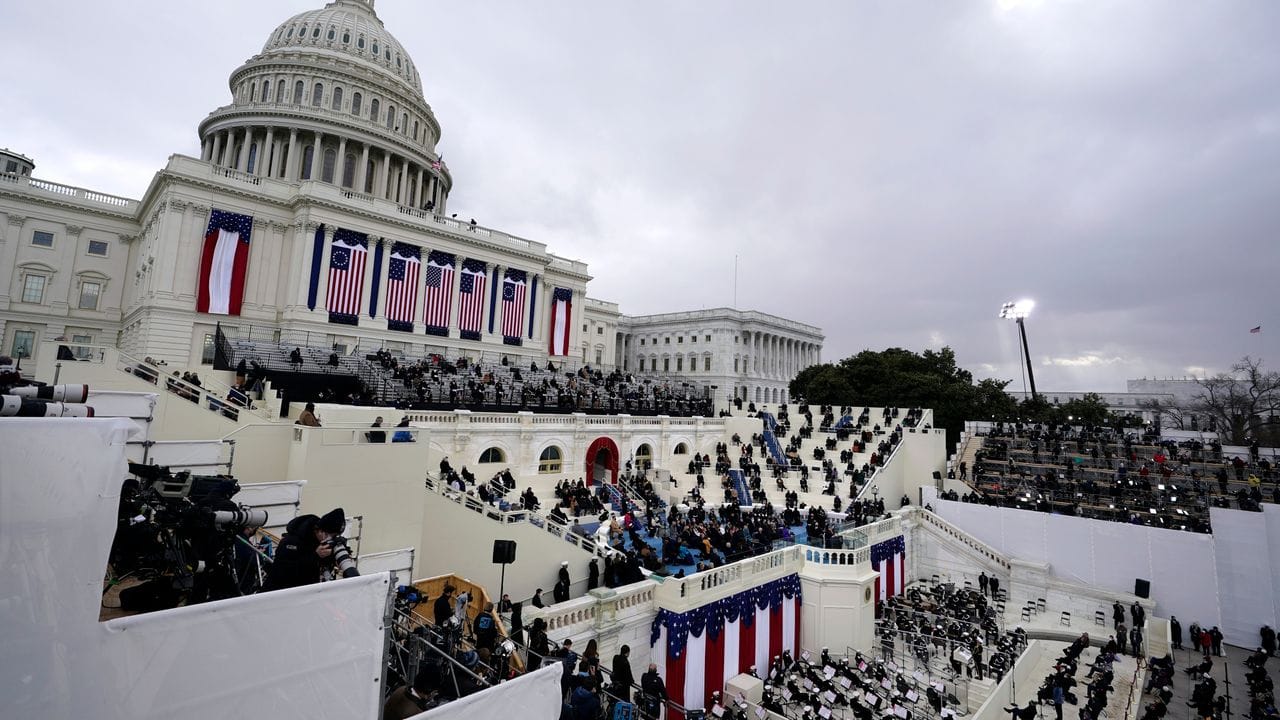 Imposante Kulisse: Das US-Kapitol ist für Joe Bidens Amtseinführung geschmückt.