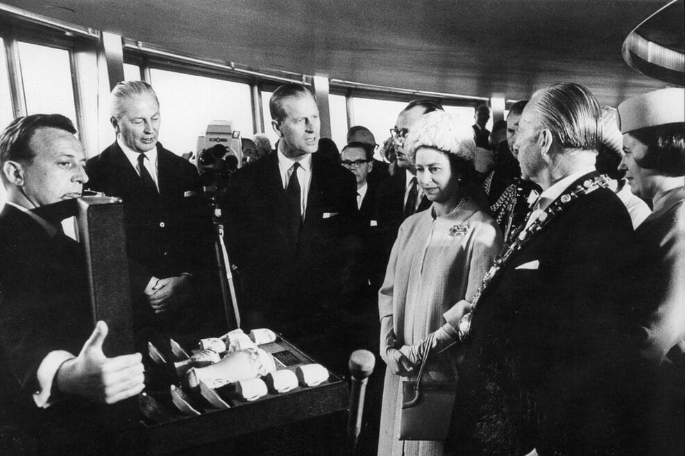 Queen Elizabeth II. im Fernsehturm (Archivbild): Am 24. Mai 1965 empfing Stuttgart Königlichen Besuch.