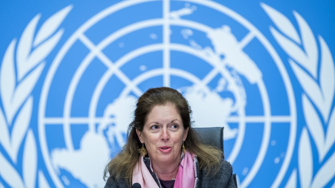 Stephanie Williams, die amtierende UN-Vermittlerin für Libyen, spricht in Genf über den Abschluss des libyschen Dialogforums.