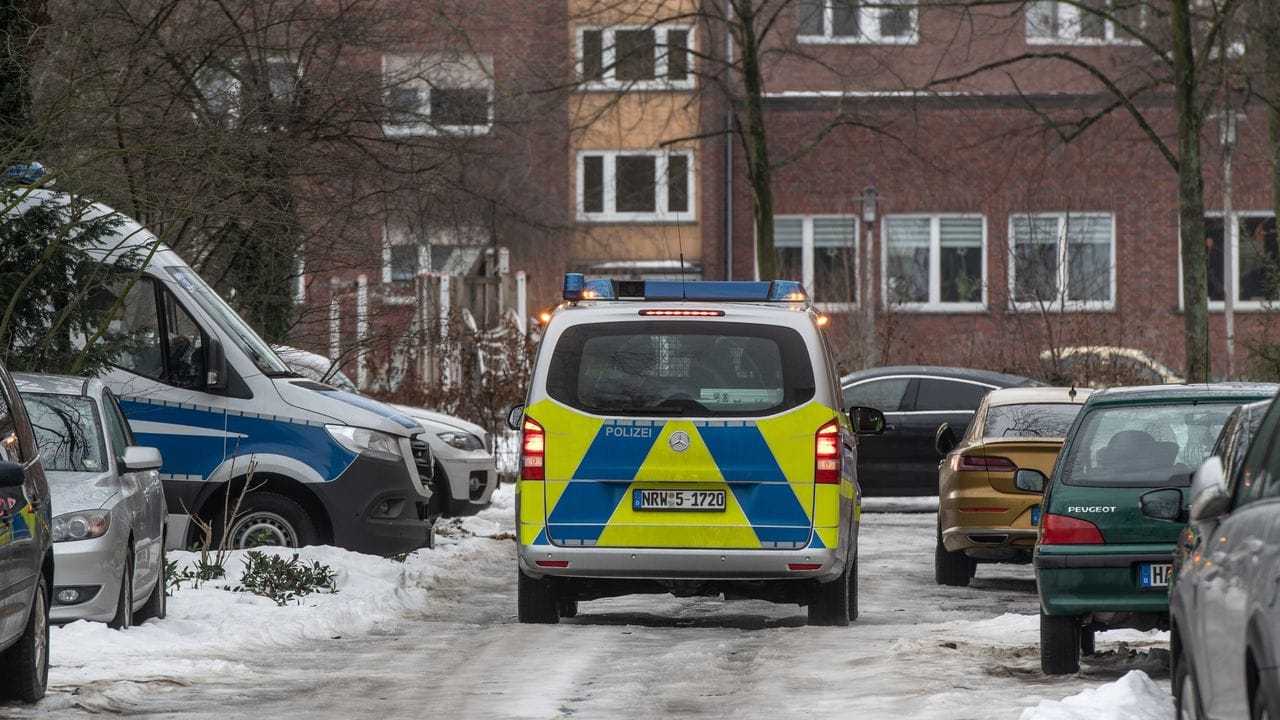 Der Nachweis der britischen Mutation des Coronavirus hat in Hamm zu einem Großeinsatz der Polizei geführt.