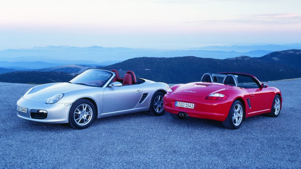 Die erfolgreiche Reise geht weiter: 2004 brachte Porsche die weiterentwickelte Baureihe 987 auf den Markt.