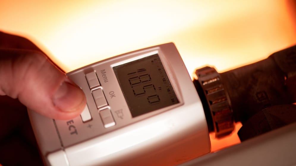 Hersteller smarter Thermostate versprechen teils hohe Einsparungen.
