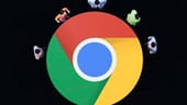 Fangen wir mit dem beliebtesten Browser an: Google Chrome kann man sich kostenlos im Internet herunterladen. Das Icon auf dem Desktop und in der Taskleiste zeigt ein Rad in den typischen Google-Farben.