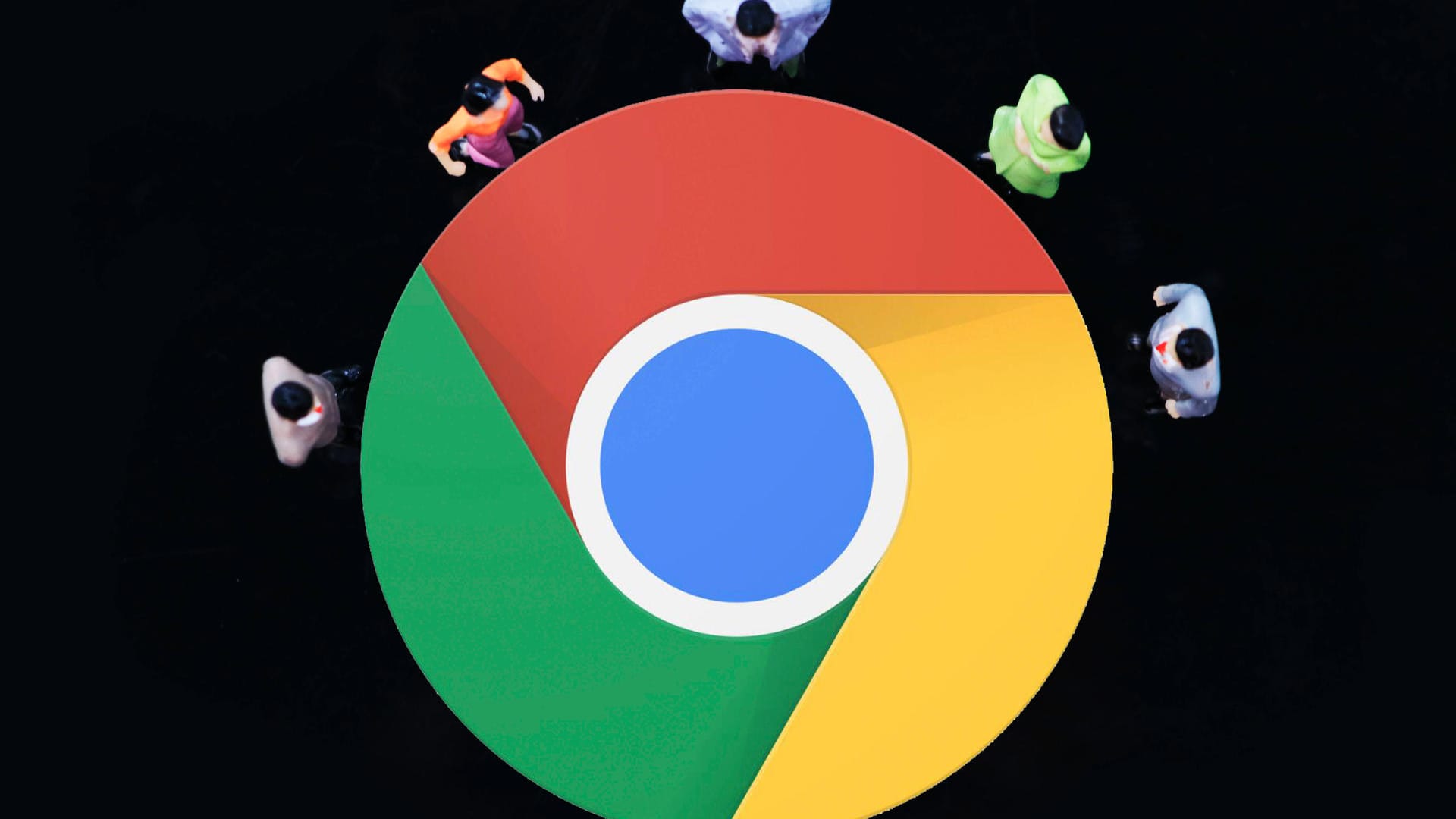 Fangen wir mit dem beliebtesten Browser an: Google Chrome kann man sich kostenlos im Internet herunterladen. Das Icon auf dem Desktop und in der Taskleiste zeigt ein Rad in den typischen Google-Farben.