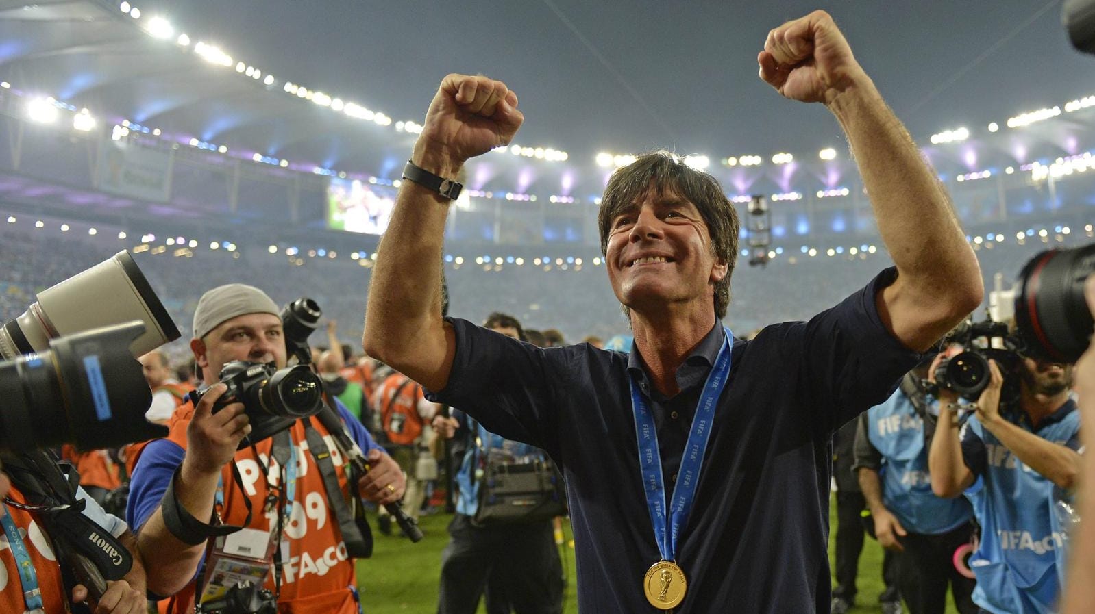 Joachim Löw tritt nach der EM 2021 als Bundestrainer zurück. Es waren 15 ereignisreiche Jahre. t-online blickt zurück – die emotionalsten Momente in der Fotoshow.