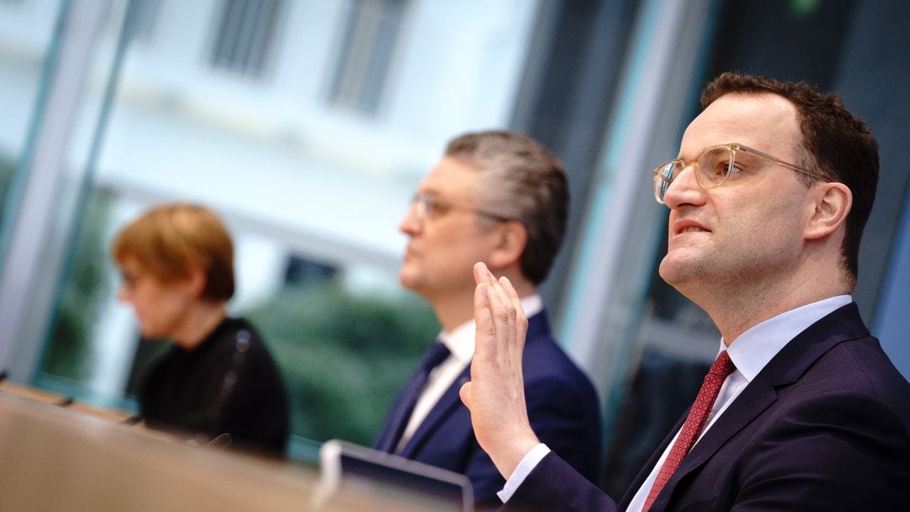 Bundesgesundheitsminister Jens Spahn und RKI-Chef Lothar H.