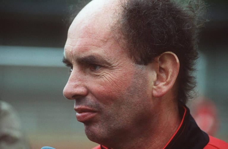 Hannes Linßen übernahm im September 1991 als Interimstrainer für einen Monat.