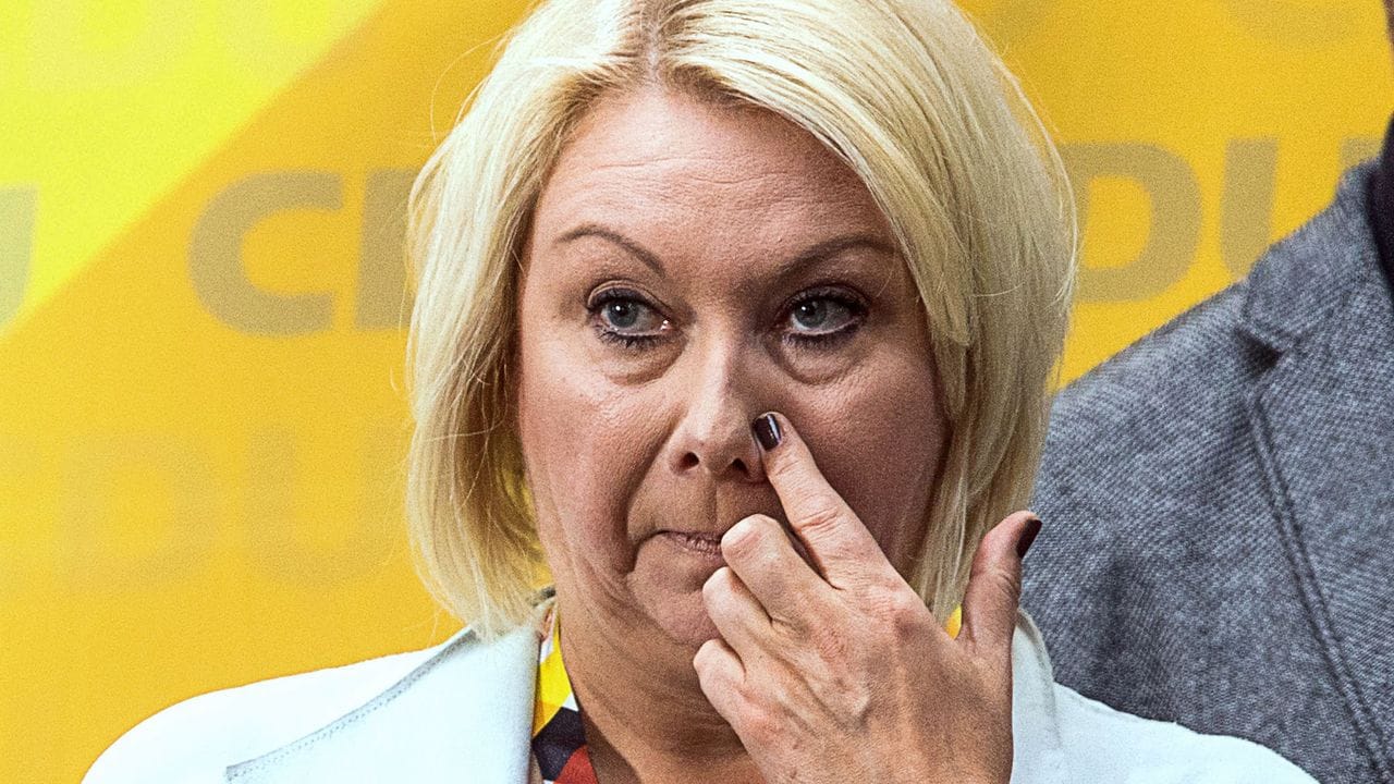 Ist im Alter von nur 53 Jahren auf einem Flug gestorben: CDU-Politikerin Karin Strenz. Ist im Alter von nur 53 Jahren auf einem Flug gestorben: CDU-Politikerin Karin Strenz.