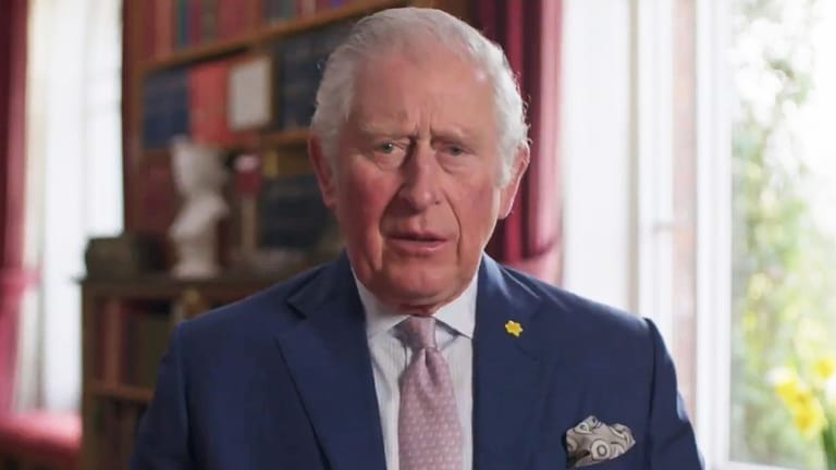 In einer Videobotschaft erinnert Prinz Charles an diejenigen, die während der Corona-Pandemie gestorben sind.