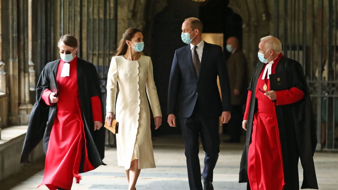 Prinz William und Herzogin Kate in der Kirche Westminster Abbey, die als Impfzentrum dient.