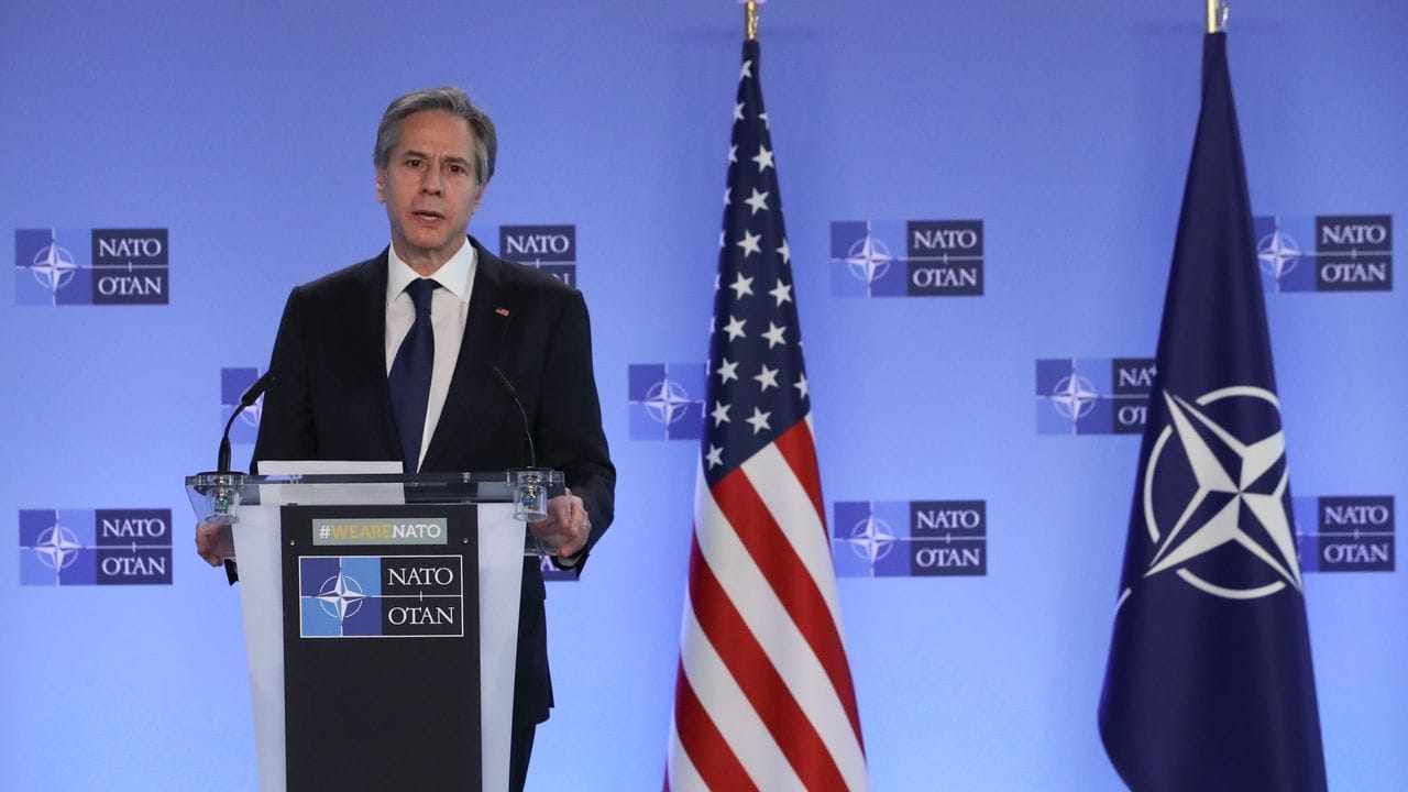 US-Außenminister Antony Blinken hält eine Rede im NATO-Hauptquartier in Brüssel.