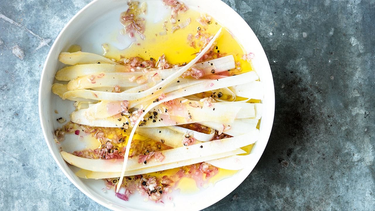 Spargel muss nicht kochen.