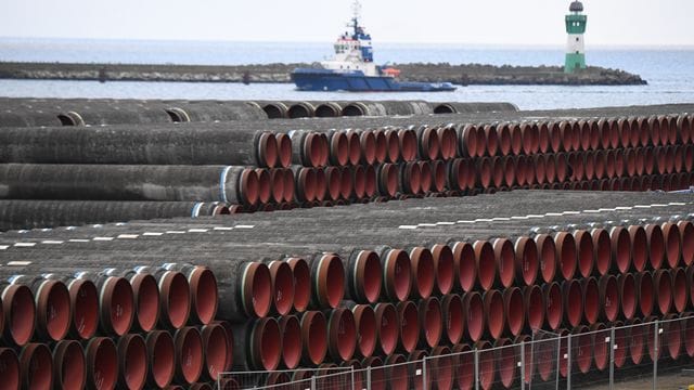 Rohre für den Bau der Erdgaspipeline Nord Stream 2: Das Projekt zwischen Deutschland und Russland ist umstritten.