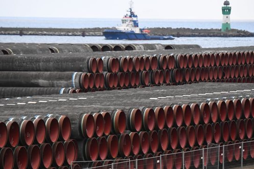 Rohre für den Bau der Erdgaspipeline Nord Stream 2: Das Projekt zwischen Deutschland und Russland ist umstritten.