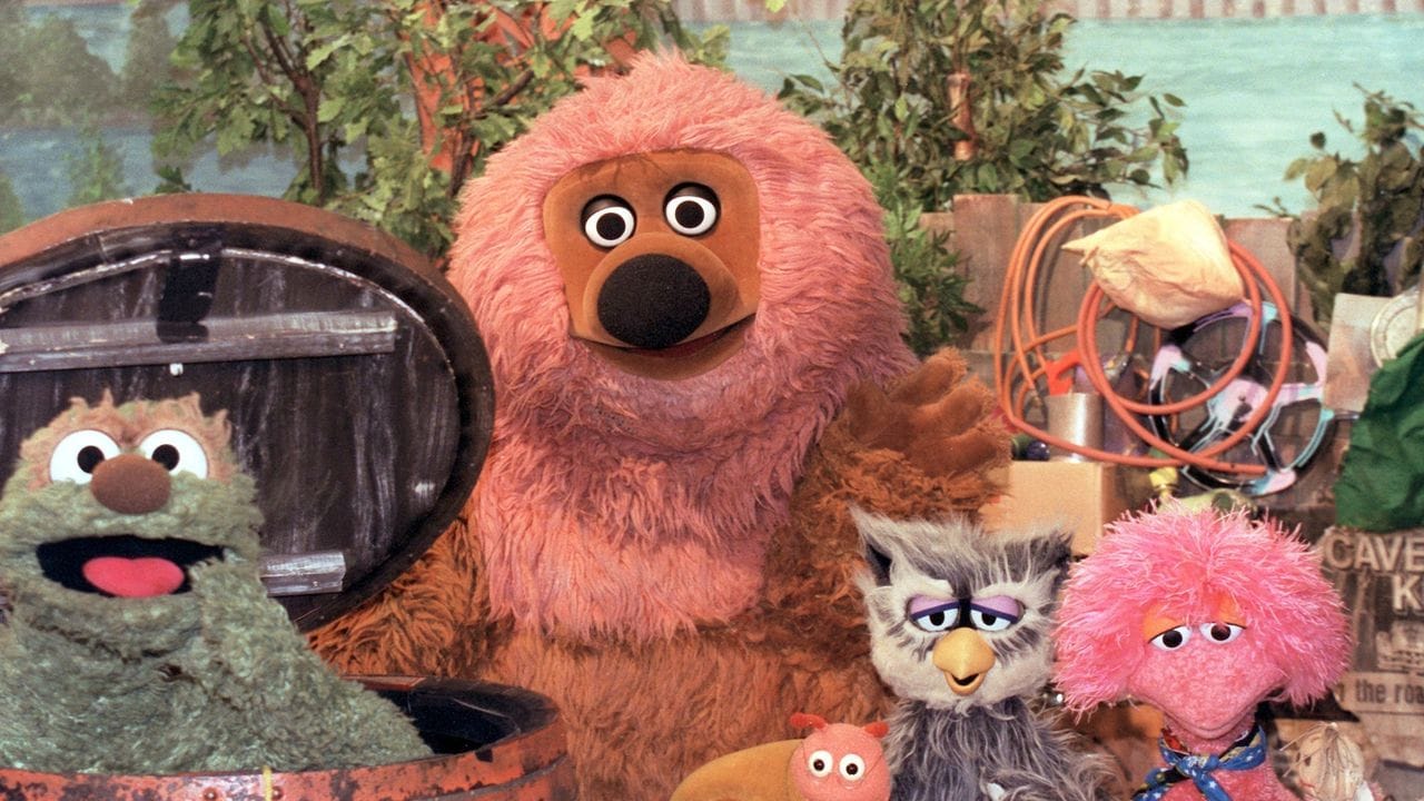 Die Puppen-Stars der "Sesamstraße": Griesgram Rumpel (l-r), Zottelbär Samson, Schnecke Finchen, die Eule Buh und das Monsterkind Tiffy. Die Puppen-Stars der "Sesamstraße": Griesgram Rumpel (l-r), Zottelbär Samson, Schnecke Finchen, die Eule Buh und das Monsterkind Tiffy.