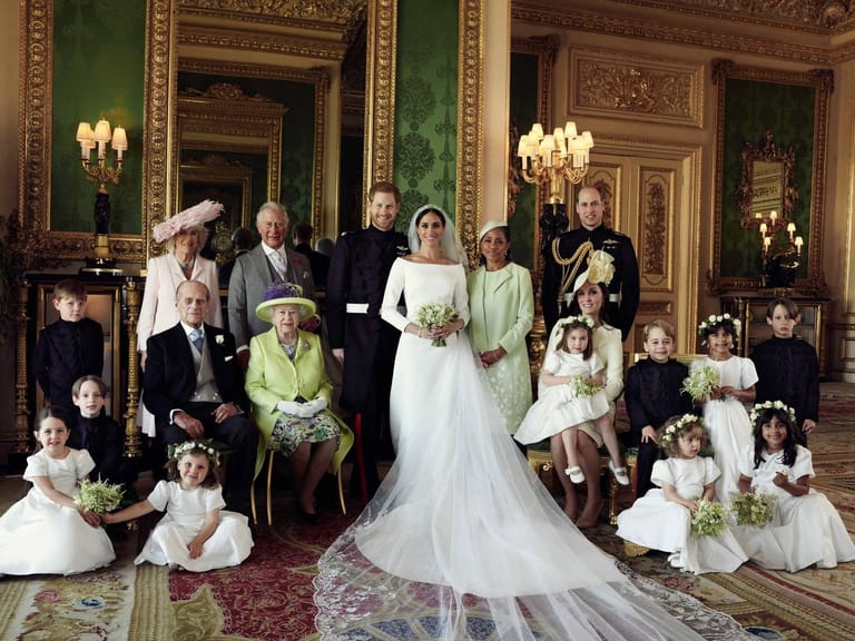Das offizielle Hochzeitsfoto von Prinz Harry und Herzogin Meghan: Bei diesem Anlass im Mai 2018 war natürlich auch Prinz Philip als stolzer Großvater dabei.
