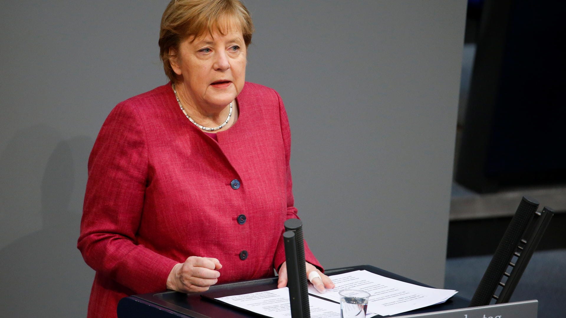 Angela Merkel: Die 66-jährige Bundeskanzlerin wurde am 16. April 2021 mit dem Astrazeneca-Impfstoff geimpft.