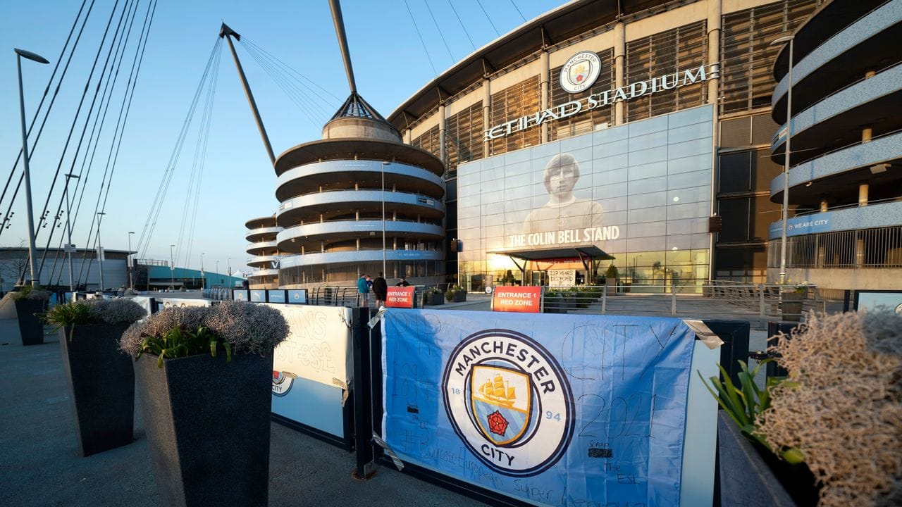 Manchester City zog seine Zusage zur geplanten Super League zurück.
