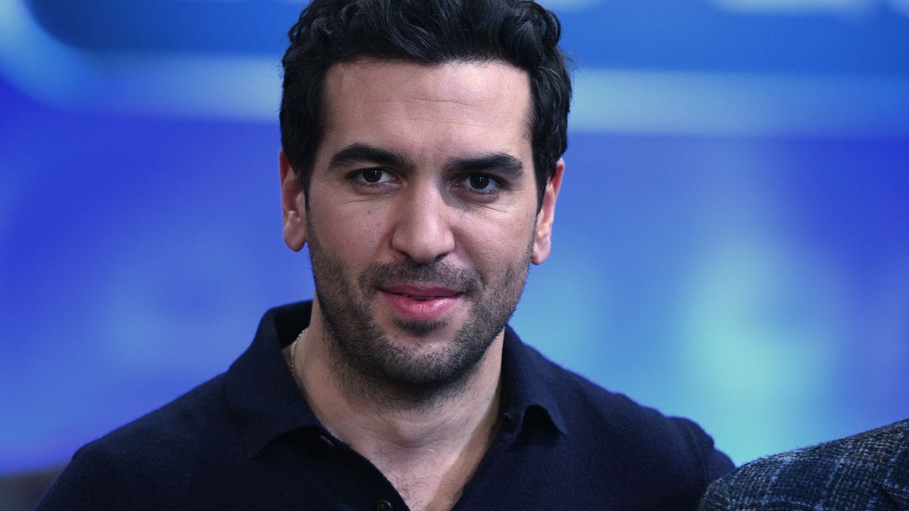 Elyas M'Barek spricht sich klar gegen die Internetaktion aus und sagt, mit Zynismus sei niemandem geholfen.