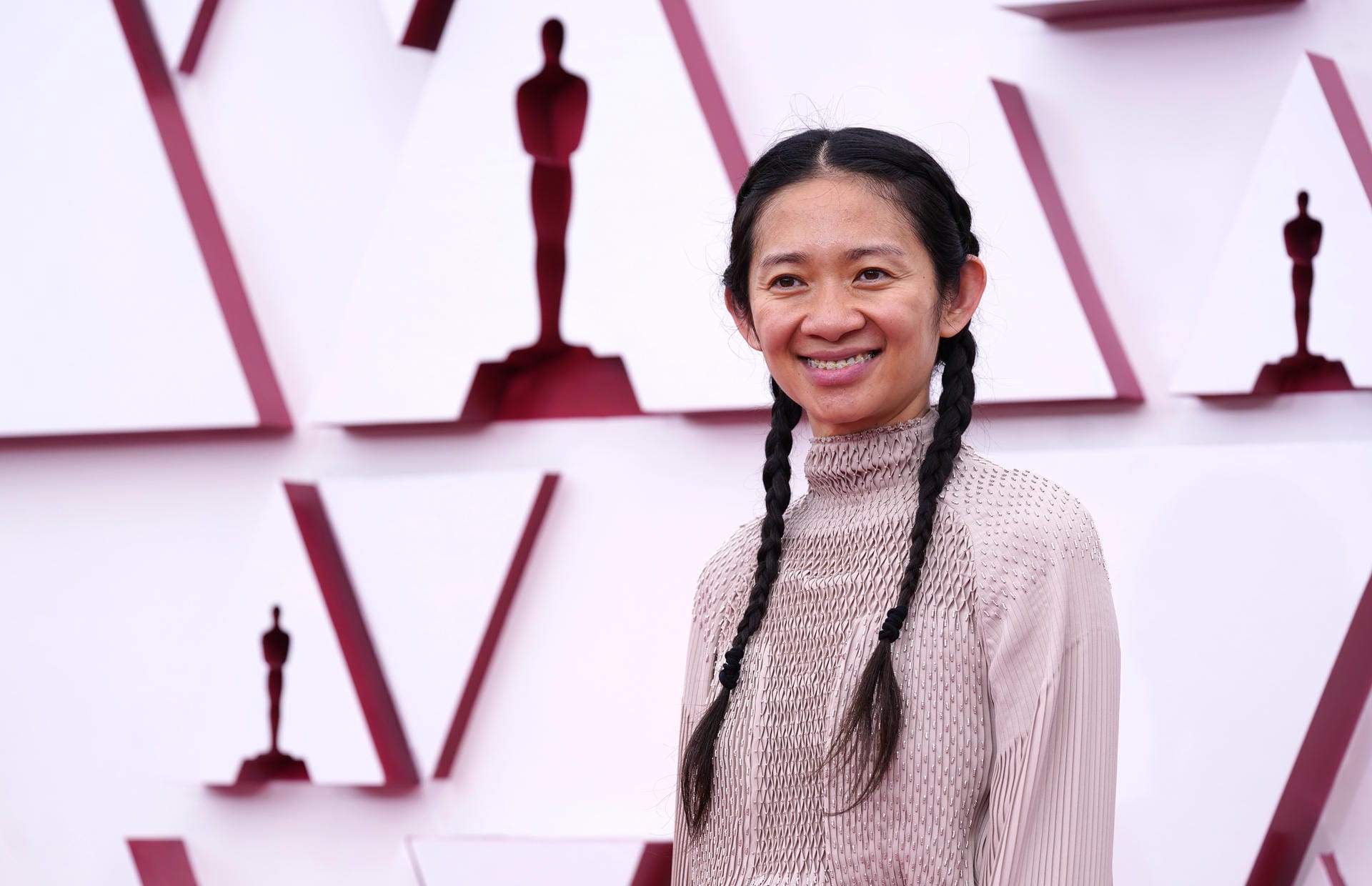 Chloé Zhao: Sie wurde als beste Regisseurin ausgezeichnet.