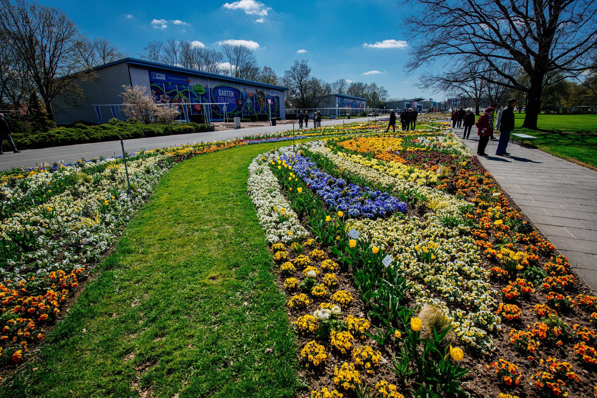 Das große Blumenbeet im Egapark: Der Erfurter Garten- und Freizeitpark ist einer der Buga-Standorte.