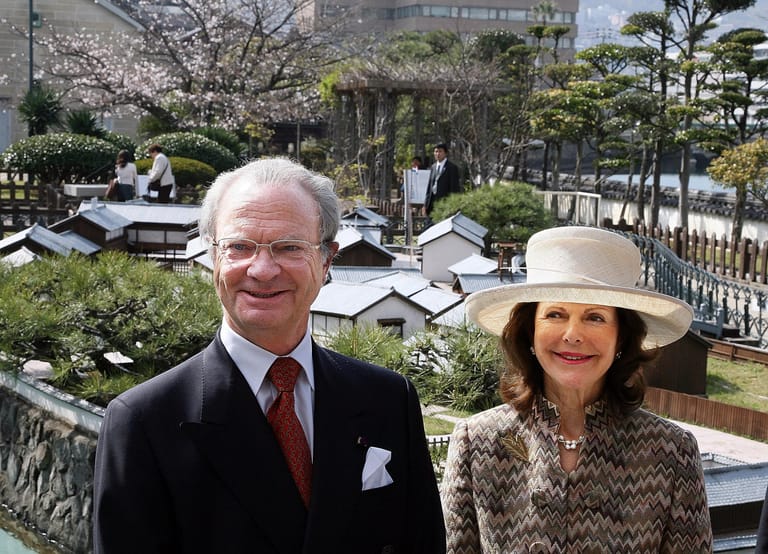 Das Königspaar 2007 auf Japanreise: Eine von zahlreichen Auslandsreisen der beiden.