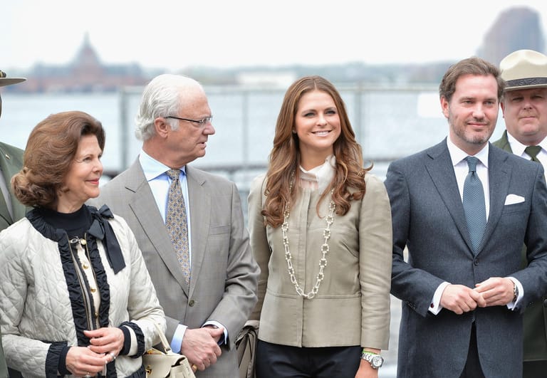 New York 2013: Das Königspaar mit seiner jüngsten Tochter Madeleine und Chris O'Neill, den sie wenig später heiratete. Das Paar lebt heute mit seinen drei Kindern in Florida.