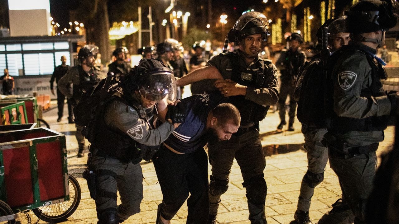 Spannung zwischen Israelis und Palästinensern: Für die Unruhen gibt es mehrere Auslöser.