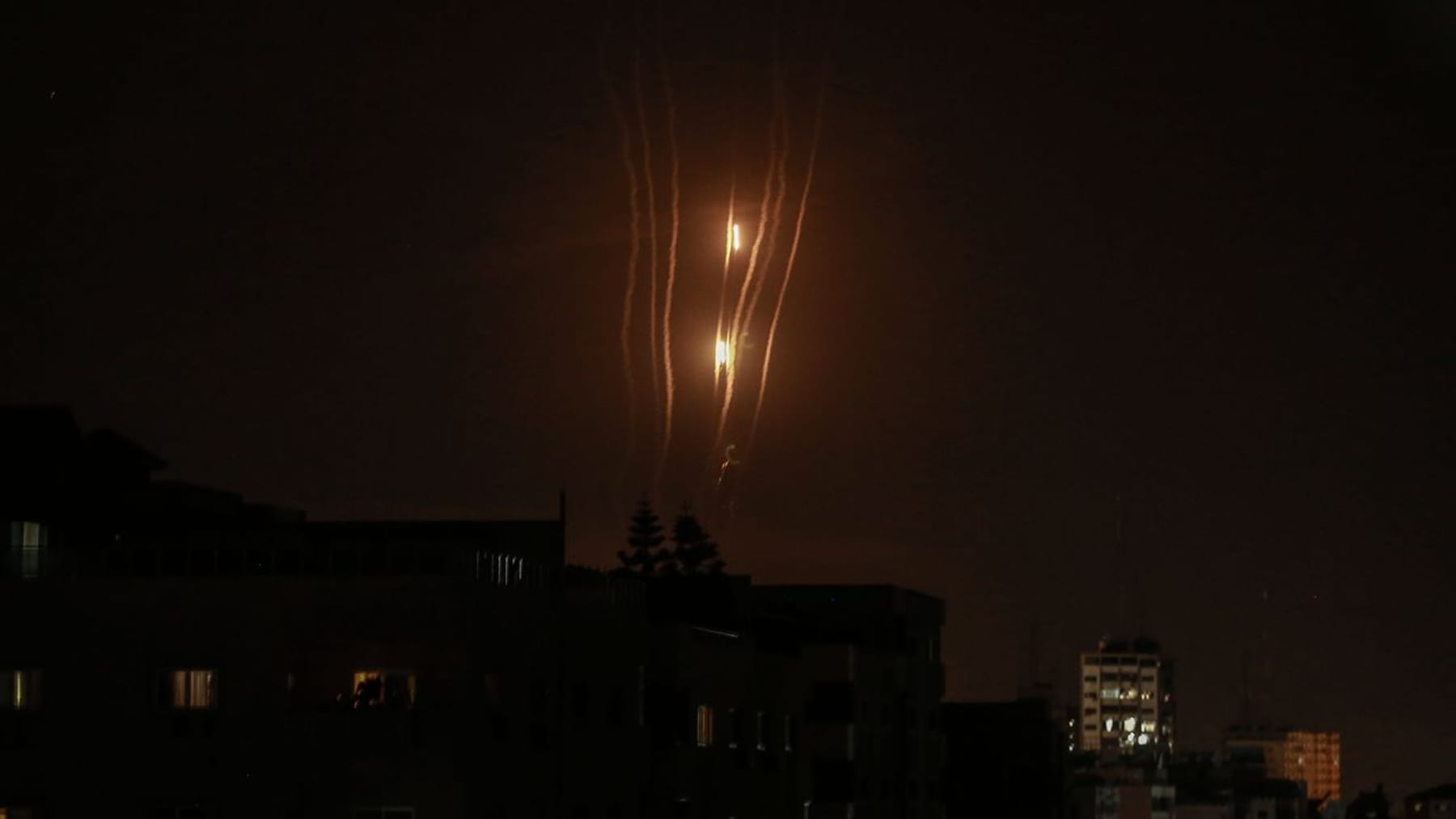 Schwere Raketenangriffe auf Tel Aviv