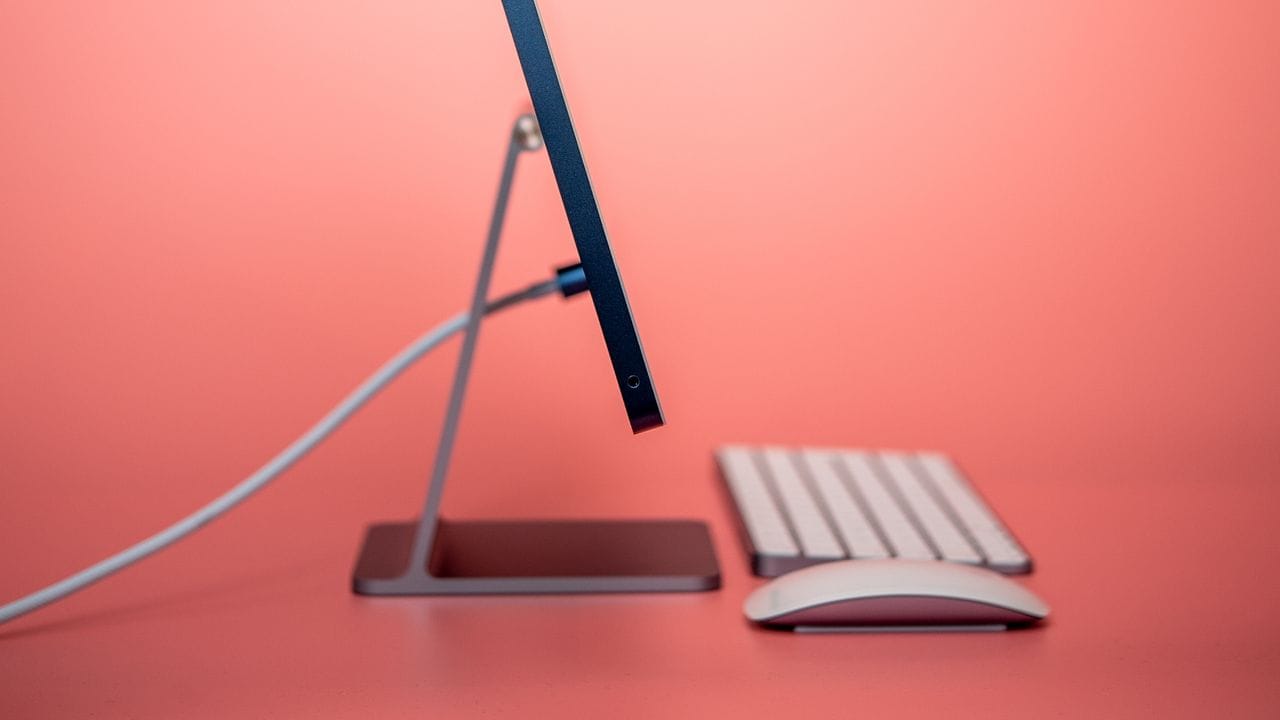 Der neue iMac ist 11,5 Millimeter dick. Der neue iMac ist 11,5 Millimeter dick.
