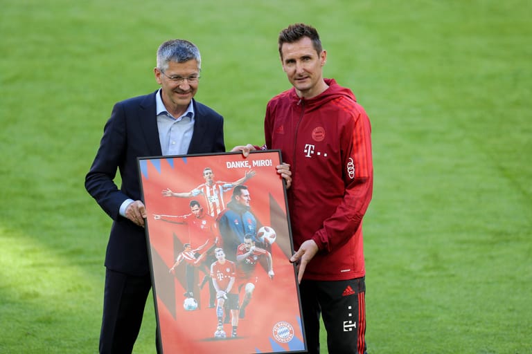 Miroslav Klose: Auch der zweite Co-Trainer des FC Bayern München verlässt den Klub. Der deutsche Rekordtorschütze hat seinen auslaufenden Vertrag selbst nicht verlängert.