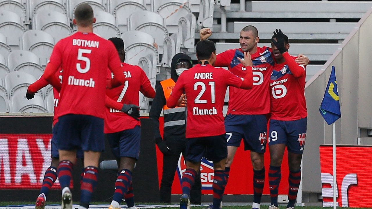 OSC Lille hat erstmals seit zehn Jahren wieder die französische Meisterschaft gewonnen, vor PSG und der AS Monaco. OSC Lille hat erstmals seit zehn Jahren wieder die französische Meisterschaft gewonnen, vor PSG und der AS Monaco.