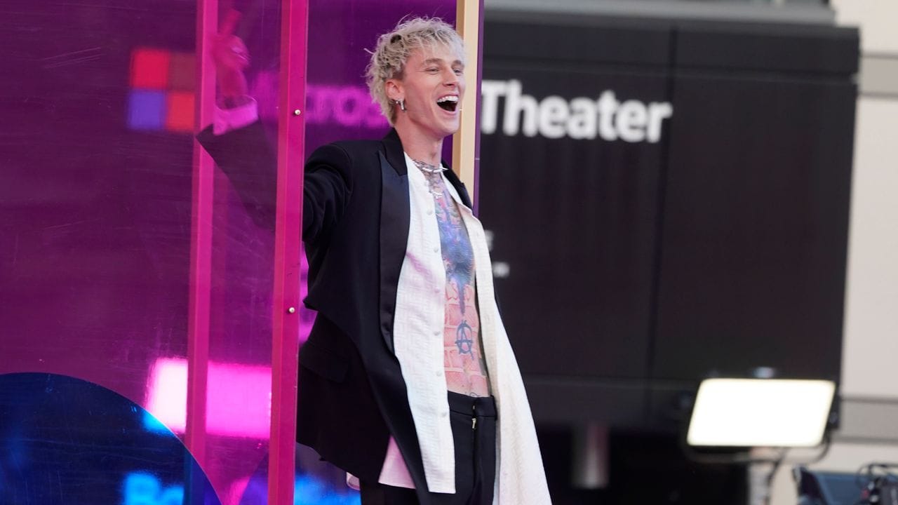 Machine Gun Kelly wurde als bester Rock-Künstler ausgezeichnet.