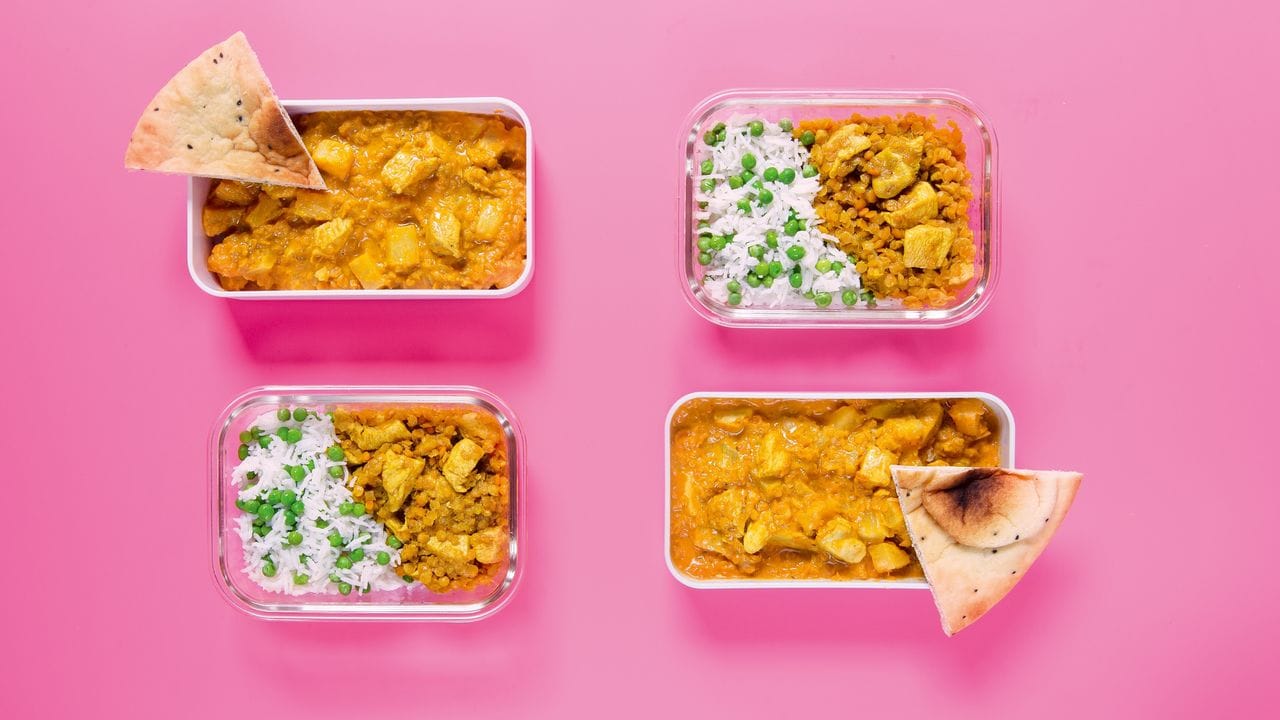 Currys - wie hier die orientalischen Hähnchen-Variationen von Lena Merz - schmecken nach dem Aufwärmen noch aromatischer. Currys - wie hier die orientalischen Hähnchen-Variationen von Lena Merz - schmecken nach dem Aufwärmen noch aromatischer.