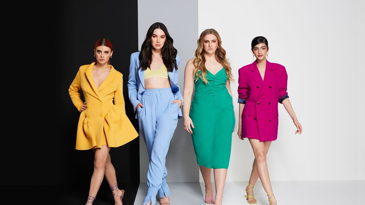 Romina (l-r), Alex, Dascha und Soulin waren die vier Finalistinnen von "Germany's Next Topmodel" (undatierte Aufnahme). Romina (l-r), Alex, Dascha und Soulin waren die vier Finalistinnen von "Germany's Next Topmodel" (undatierte Aufnahme).