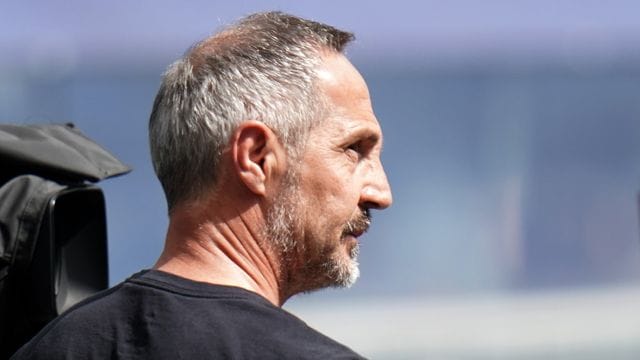 Trainer Adi Hütter hat beim Traditionsclub Borussia Mönchengladbach einen Vertrag bis 2024 unterschrieben.