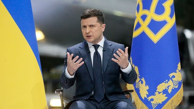 Der ukrainische Präsident Wolodymyr Selenskyj spricht während einer Pressekonferenz. Der ukrainische Präsident Wolodymyr Selenskyj spricht während einer Pressekonferenz.