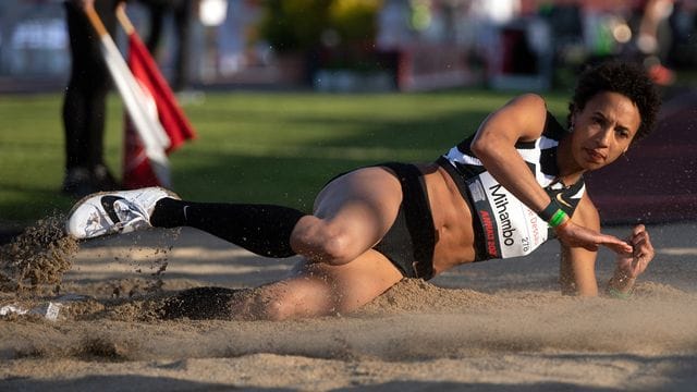 Malaika Mihambo hat in dieser Freiluft-Saison erst einen Weitsprung-Wettkampf bestritten.