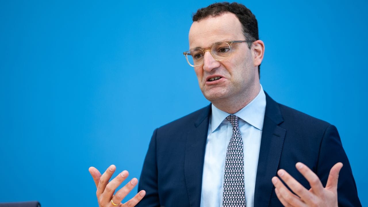 "Wir sind noch mitten in dieser Pandemie": Bundesesundheitsminister Jens Spahn. "Wir sind noch mitten in dieser Pandemie": Bundesesundheitsminister Jens Spahn.