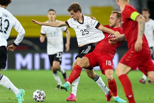 Rückkehrer Thomas Müller (2.