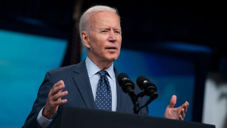 US-Präsident Joe Biden verschärft das Vorgehen gegen chinesische Firmen mit angeblichen Verbindungen zum chinesischen Militär.