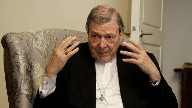 Im April 2020 im Berufungsverfahren nach rund 13 Monaten Haft freigesprochen und entlassen: Kardinal George Pell. Im April 2020 im Berufungsverfahren nach rund 13 Monaten Haft freigesprochen und entlassen: Kardinal George Pell.