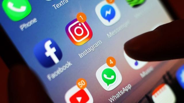 Im Iran sind bereits zahlreiche Internetseiten und soziale Netzwerke gesperrt. Im Iran sind bereits zahlreiche Internetseiten und soziale Netzwerke gesperrt.