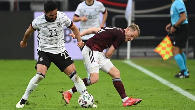 Antreiber und Vollstrecker zugleich: Ilkay Gündogan (l).