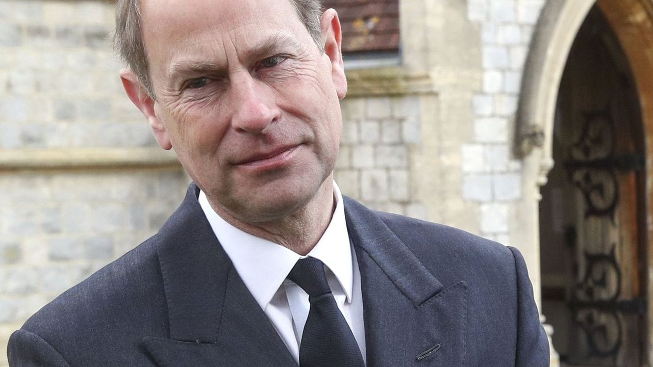 Prinz Edward, Graf von Wessex, erzählt, dass sein Vater, Prinz Philip, sich nichts aus seinen Geburtstagen machte. Prinz Edward, Graf von Wessex, erzählt, dass sein Vater, Prinz Philip, sich nichts aus seinen Geburtstagen machte.