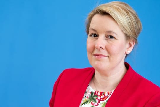Erst trat sie zurück, jetzt verliert sie ihren Doktortitel: Franziska Giffey.