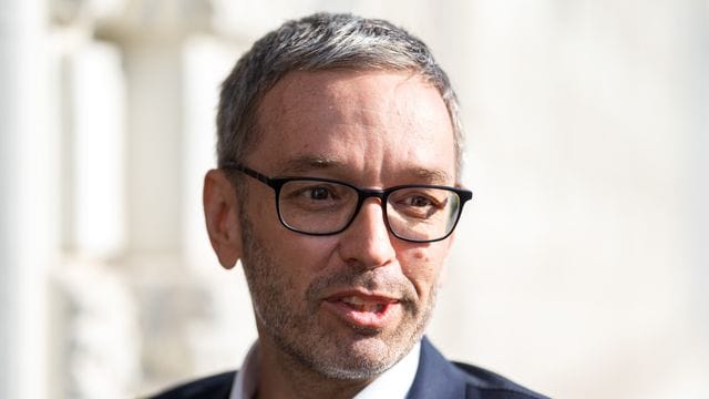 Herbert Kickl: "Da gibt es ja eine inhaltliche Überschneidung - ja, bitte, warum denn nicht?".